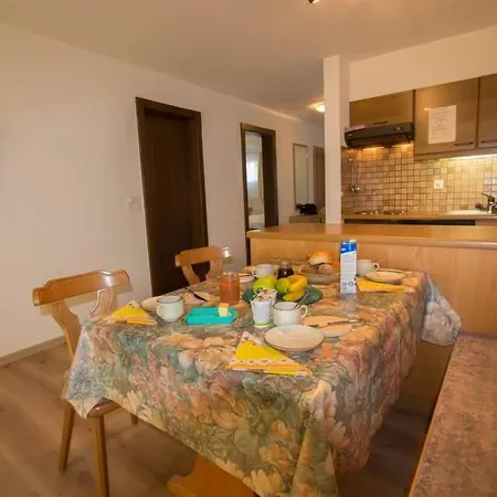 Rustica 4 Appartement-fewo 4-bettwohnung Nr- 4 By Interhome * Saas-Almagell